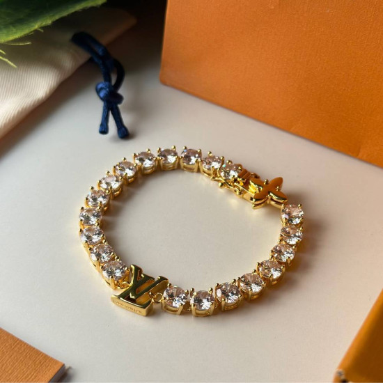 إسواره لويس هاي كواليتي 2