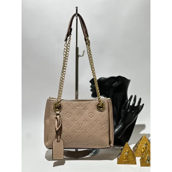 شنطة كتف لويس فيتون هاي كواليتي 9