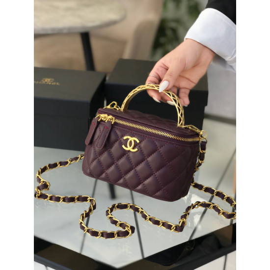 شنطة مكياج شانيل هاي كواليتي