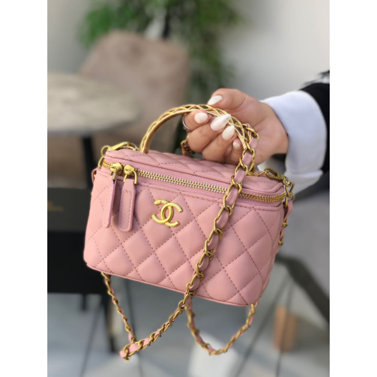 شنطة مكياج شانيل هاي كواليتي