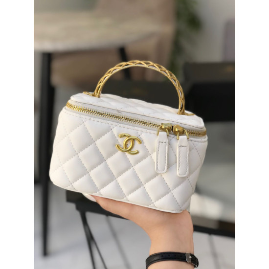 شنطة مكياج شانيل هاي كواليتي