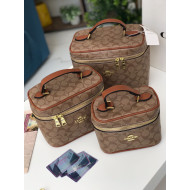 شنطة مكياج كوتش هاي كواليتي 1