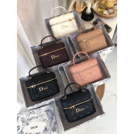 شنطة مكياج ديور هاي كواليتي