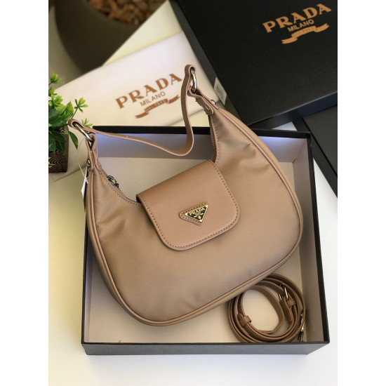 شنطة كتف برادا 1