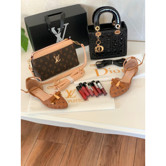 بكج ماركه لويس فيتون وصندل و شنطه ديور