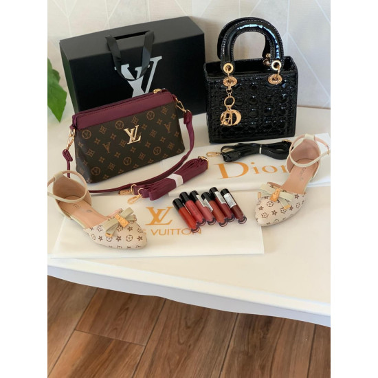 بكج ماركه لويس فيتون وصندل و شنطه ديور